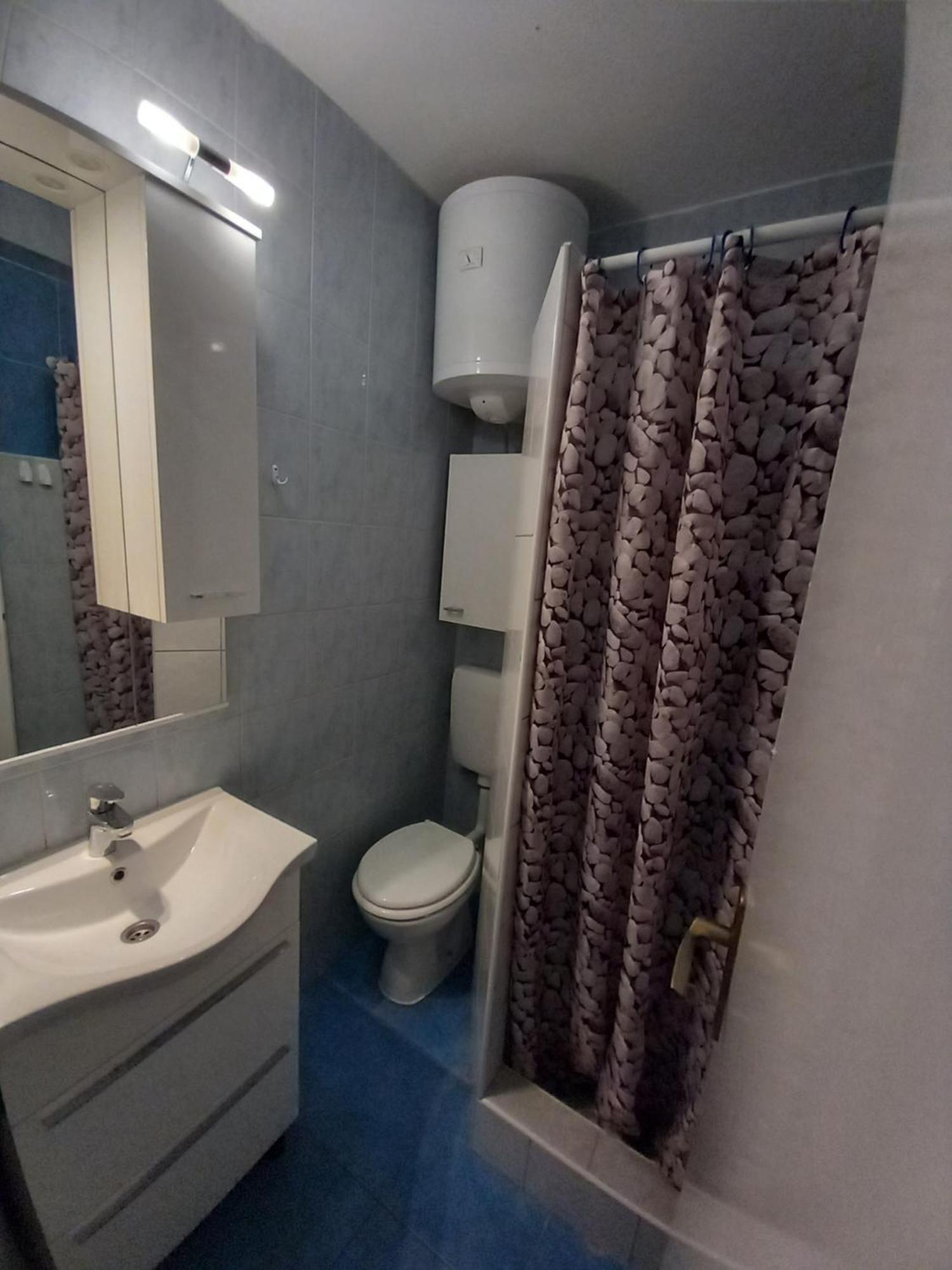 Apartman Iva Kuciste Rom bilde